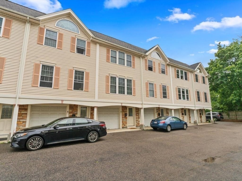 47 Chestnut St 4
