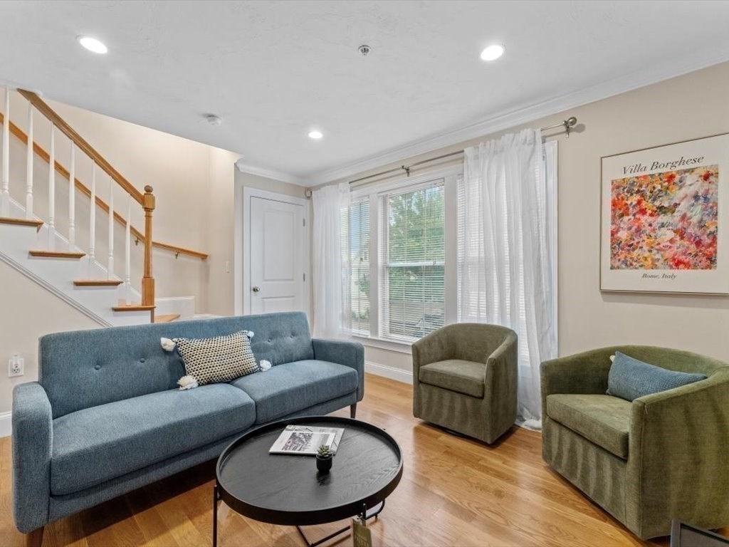 47 Chestnut St 4
