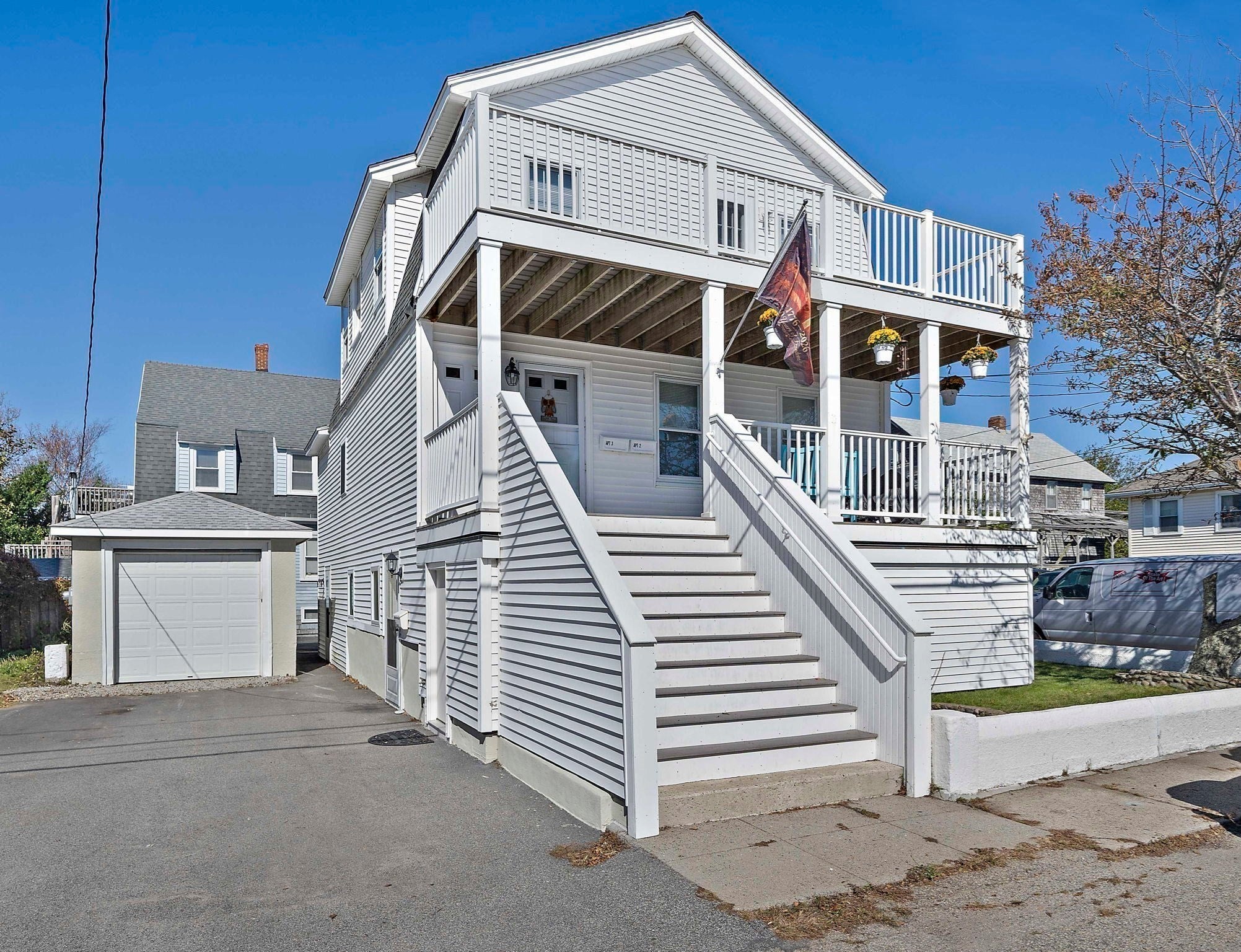 7 Malta St