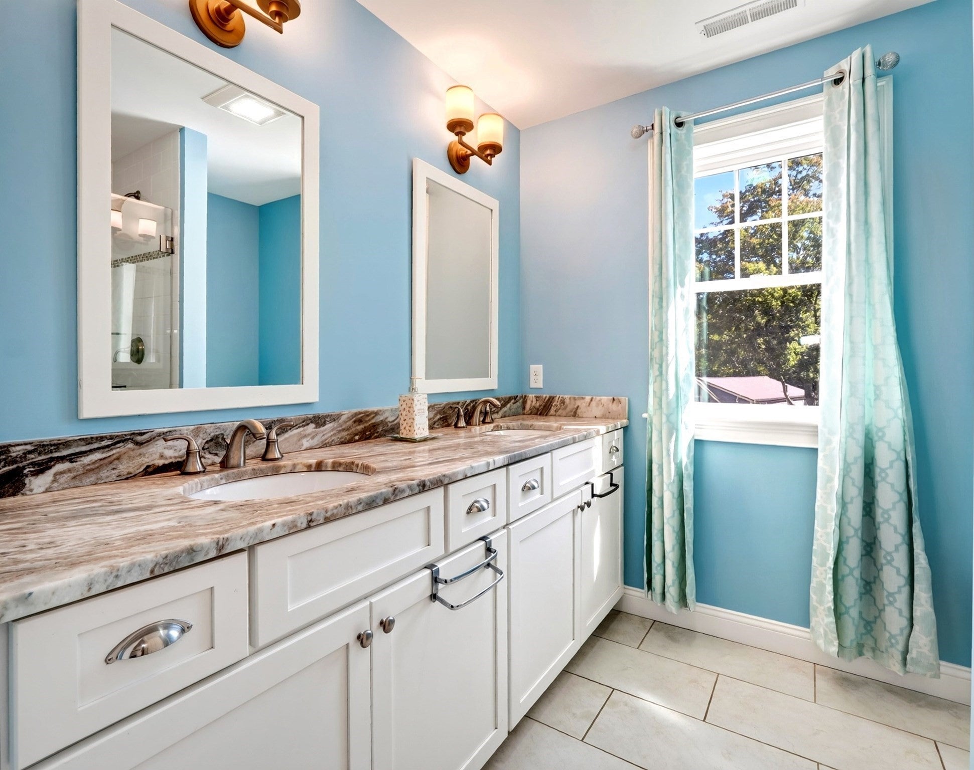 10 Dudley Rd, Bedford, MA Photo #21