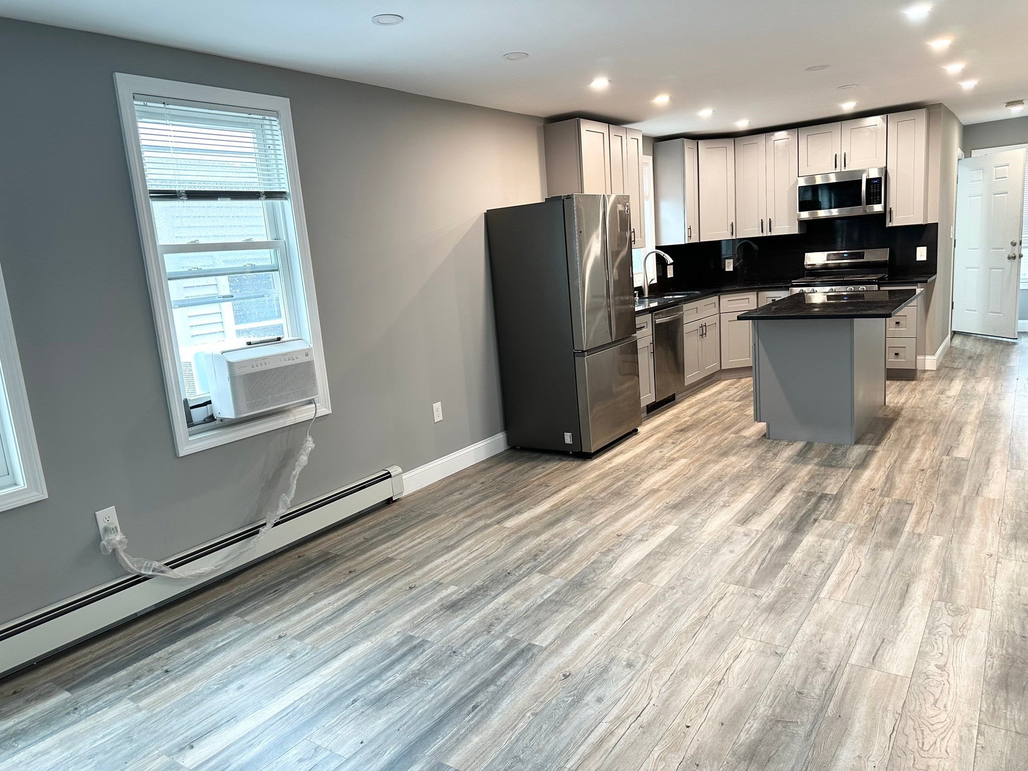 12-14 Vermont Ave #3, Somerville, MA Photo #5