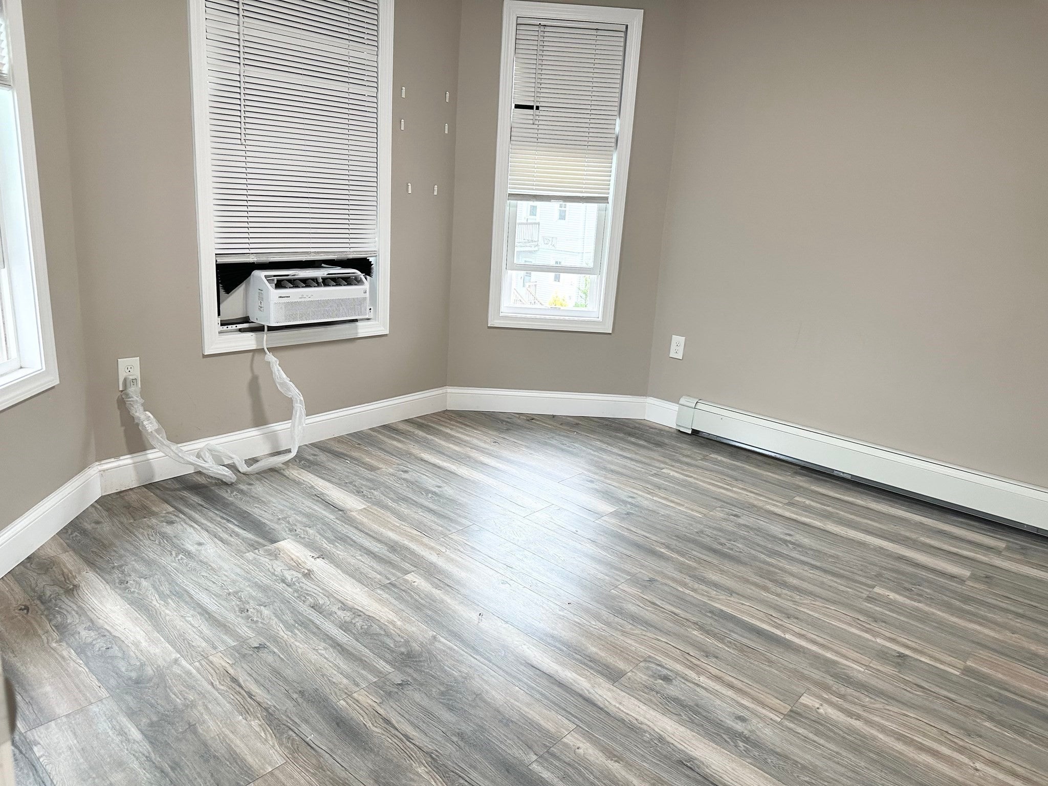 12-14 Vermont Ave #3, Somerville, MA Photo #11