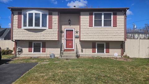 55 Birch St Warwick RI 02888