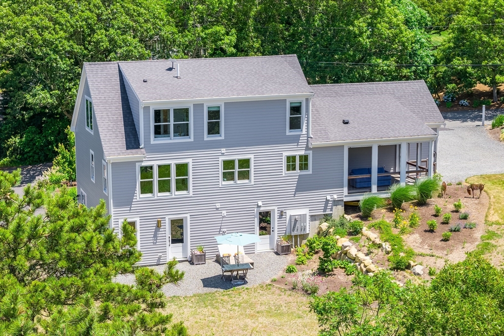410 Blueberry Pond Dr