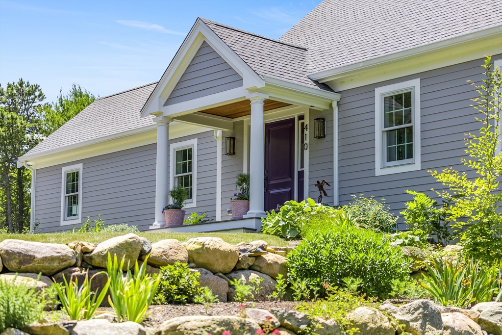 410 Blueberry Pond Dr