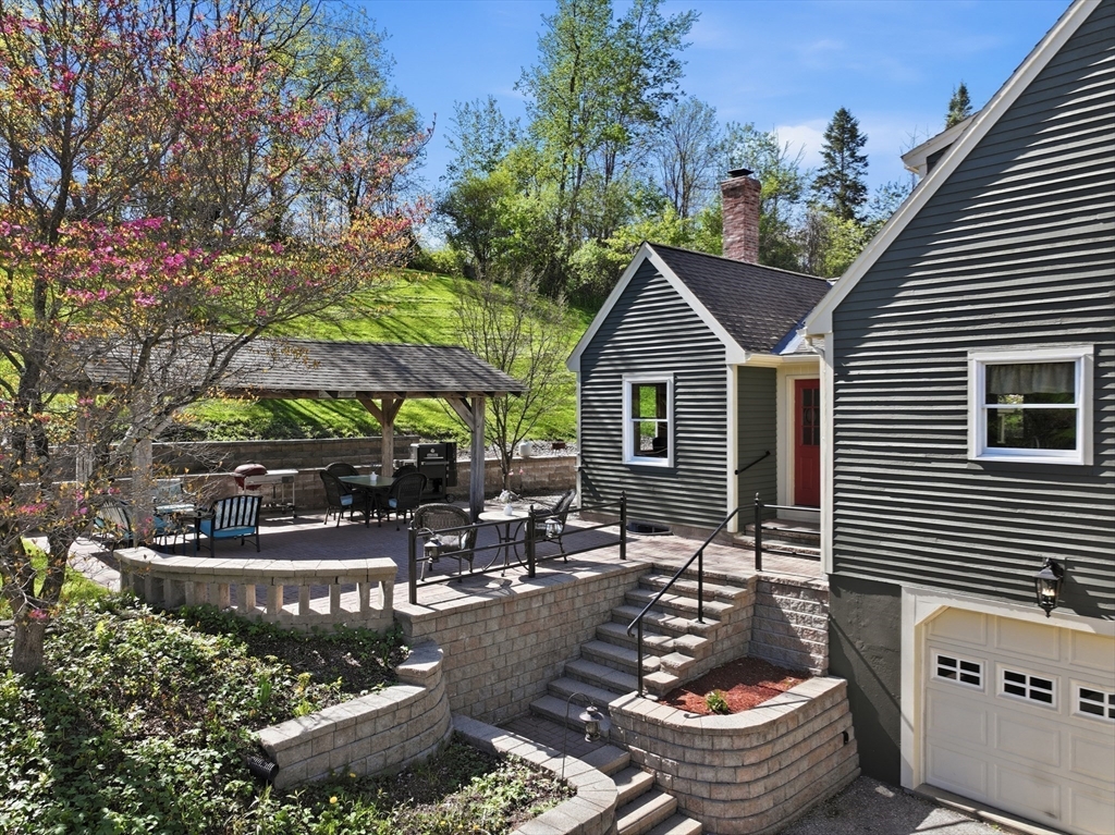 96 Town Farm Road