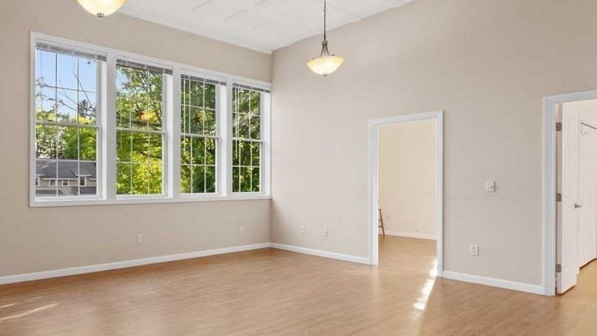 42 Phillips Rd 1