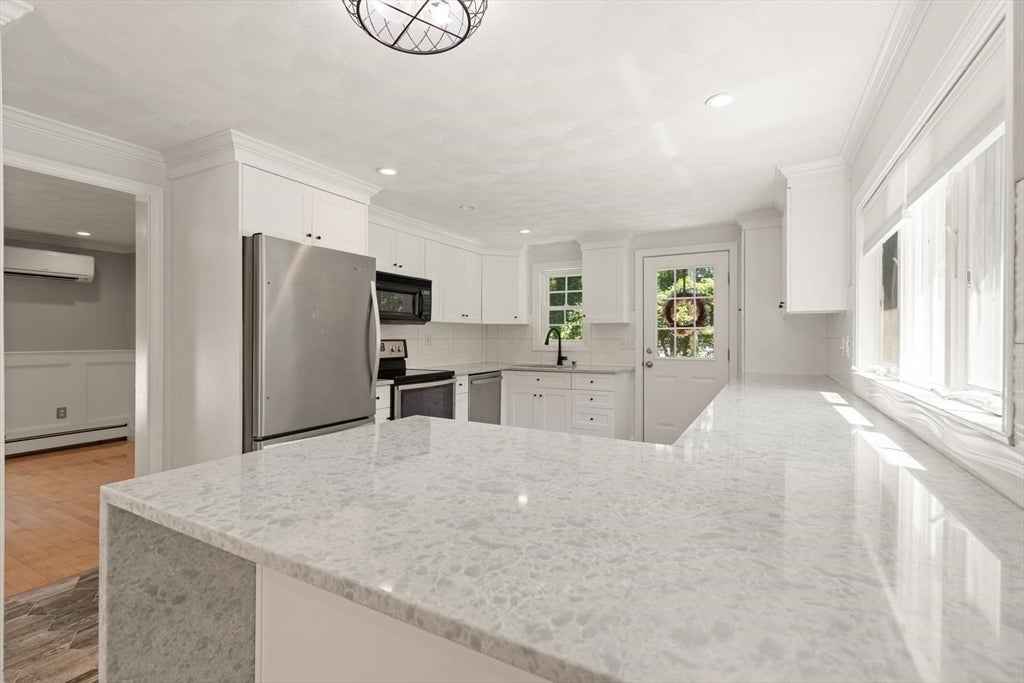 15 Marion Street, Wilmington, MA, 15 Marion Street, Wilmington, MA Photo #5