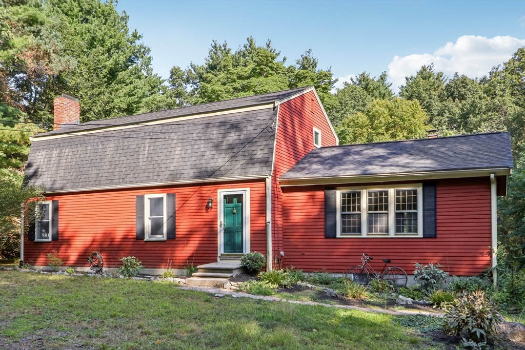 207 Boxboro Rd