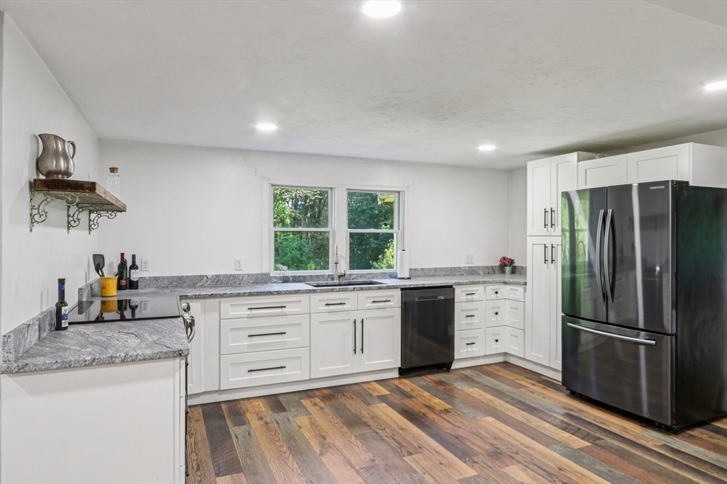 207 Boxboro Rd
