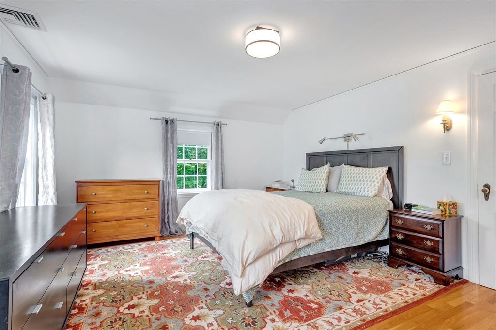 89 Churchill Avenue, Arlington, MA Photo #32