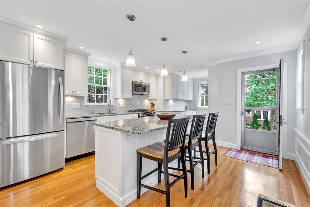 89 Churchill Avenue, Arlington, MA Photo #25