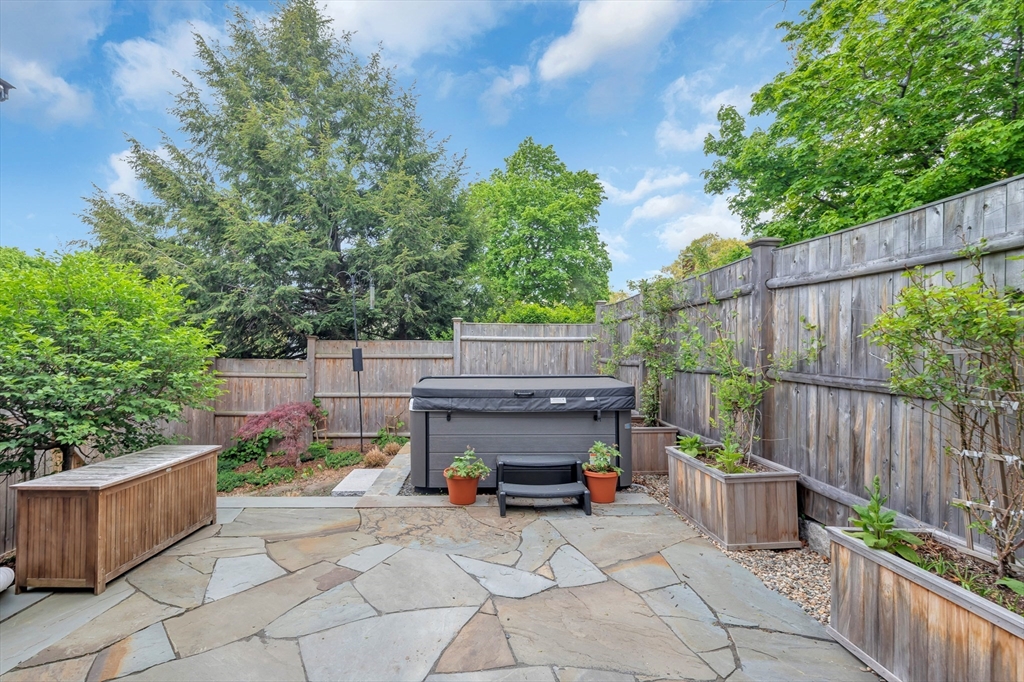 89 Churchill Avenue, Arlington, MA Photo #19