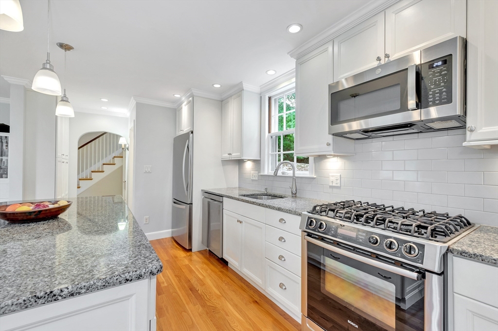 89 Churchill Avenue, Arlington, MA Photo #28