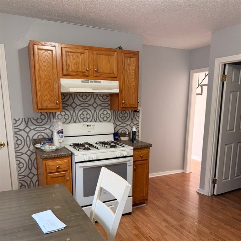 1-3 Harrison Pl, Lowell, MA, 1-3 Harrison Pl, Lowell, MA Photo #17