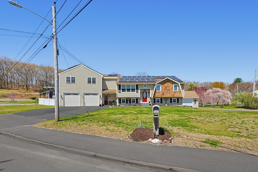 2 Kimberly Ln