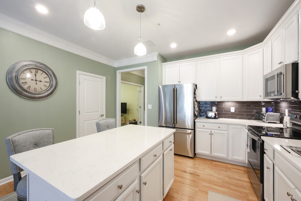 3111 Pennington Dr 3111
