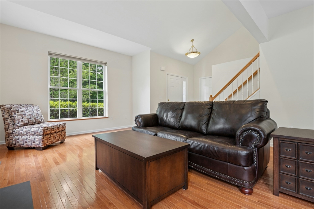11 Summerfield Drive 11