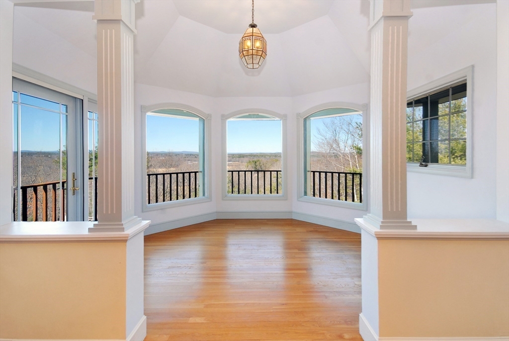 21 Kettle Hole Road