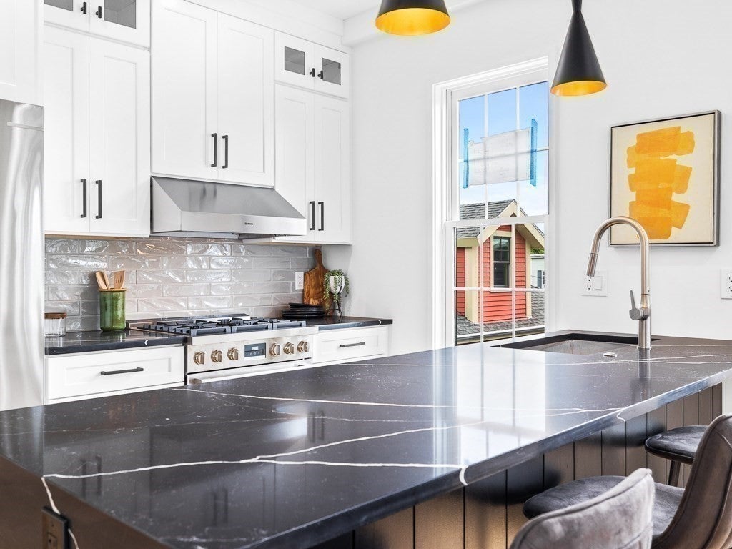 14 Carlton St #C, Somerville, MA, 14 Carlton St #C, Somerville, MA Photo #7