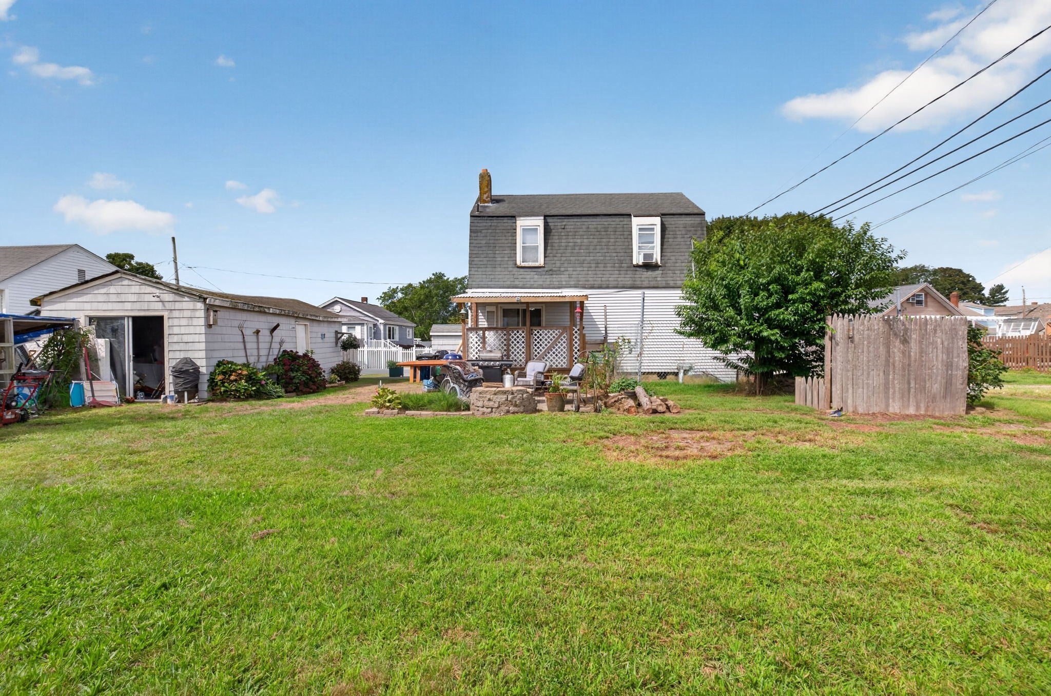 32 Gardner Ave