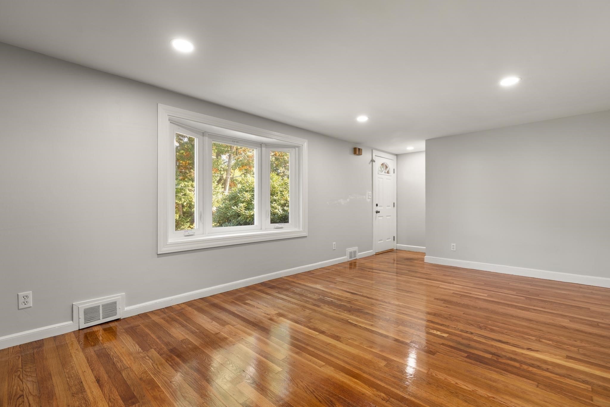 2300 Central St, Stoughton, MA, 2300 Central St, Stoughton, MA Photo #9