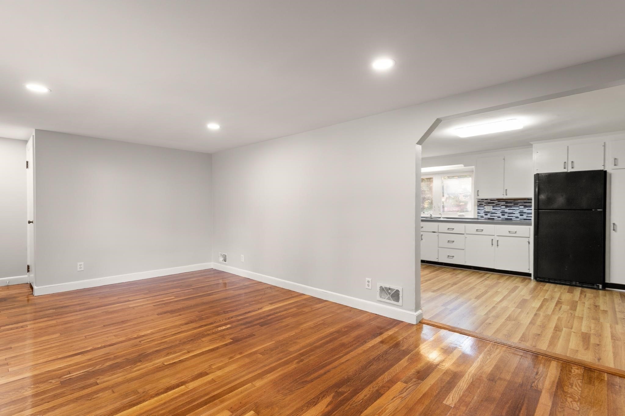 2300 Central St, Stoughton, MA, 2300 Central St, Stoughton, MA Photo #13