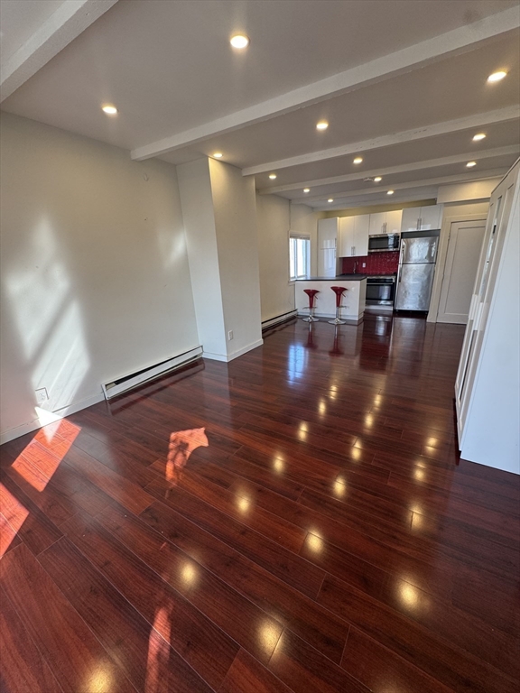 70 Bennington St 3