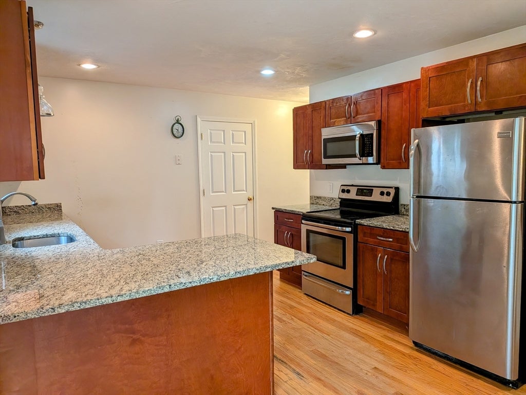 12 Woodbury Ct #12, Salem, MA, 12 Woodbury Ct #12, Salem, MA Photo #1