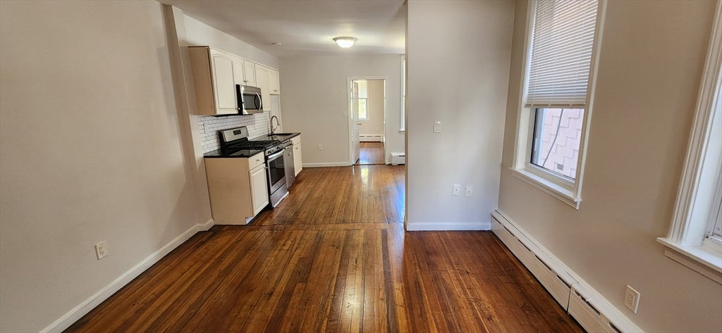 191 Maverick St #2R, Boston, MA Photo #4