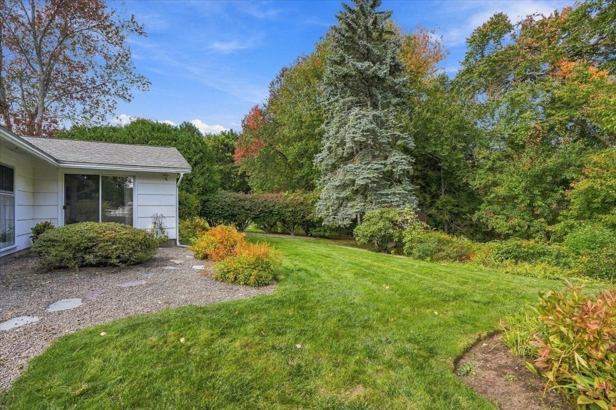27 Ridgefield Dr, Framingham, MA, 27 Ridgefield Dr, Framingham, MA Photo #22