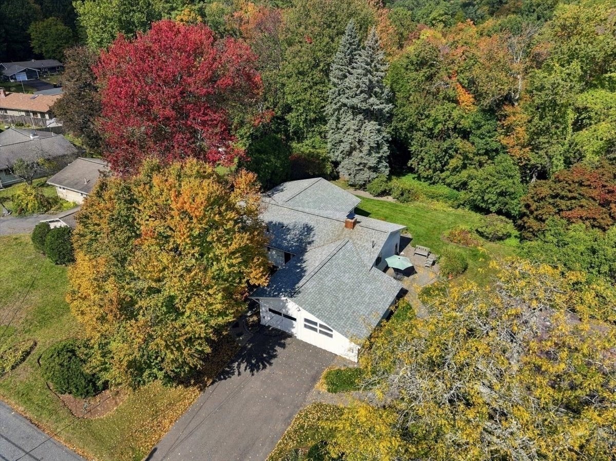27 Ridgefield Dr, Framingham, MA, 27 Ridgefield Dr, Framingham, MA Photo #24