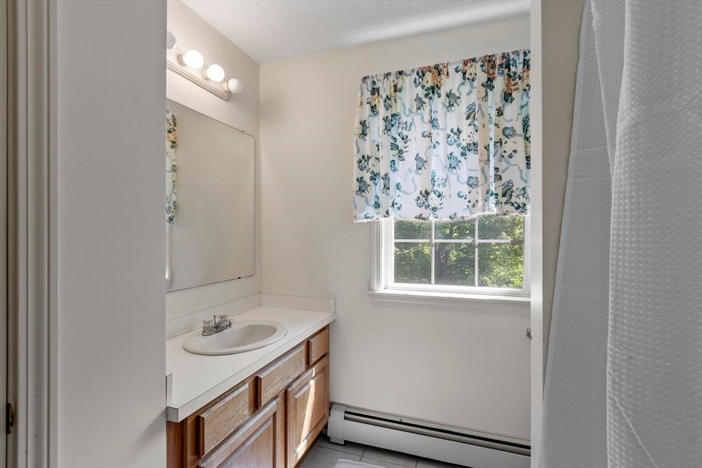 140 Chace Hill Rd, Lancaster, MA Photo #15