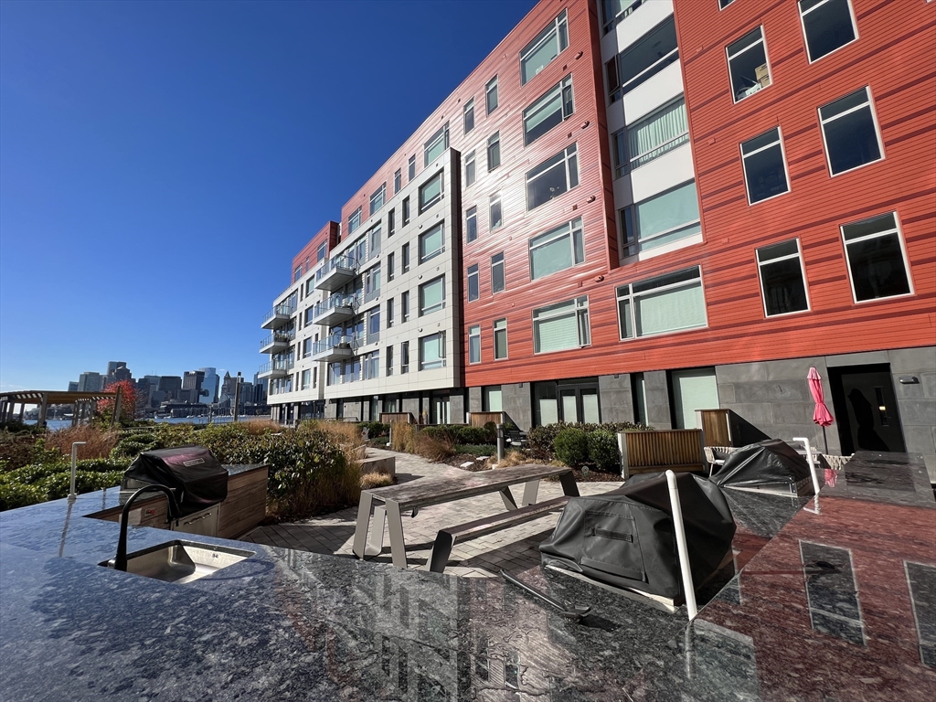 99 Sumner 506