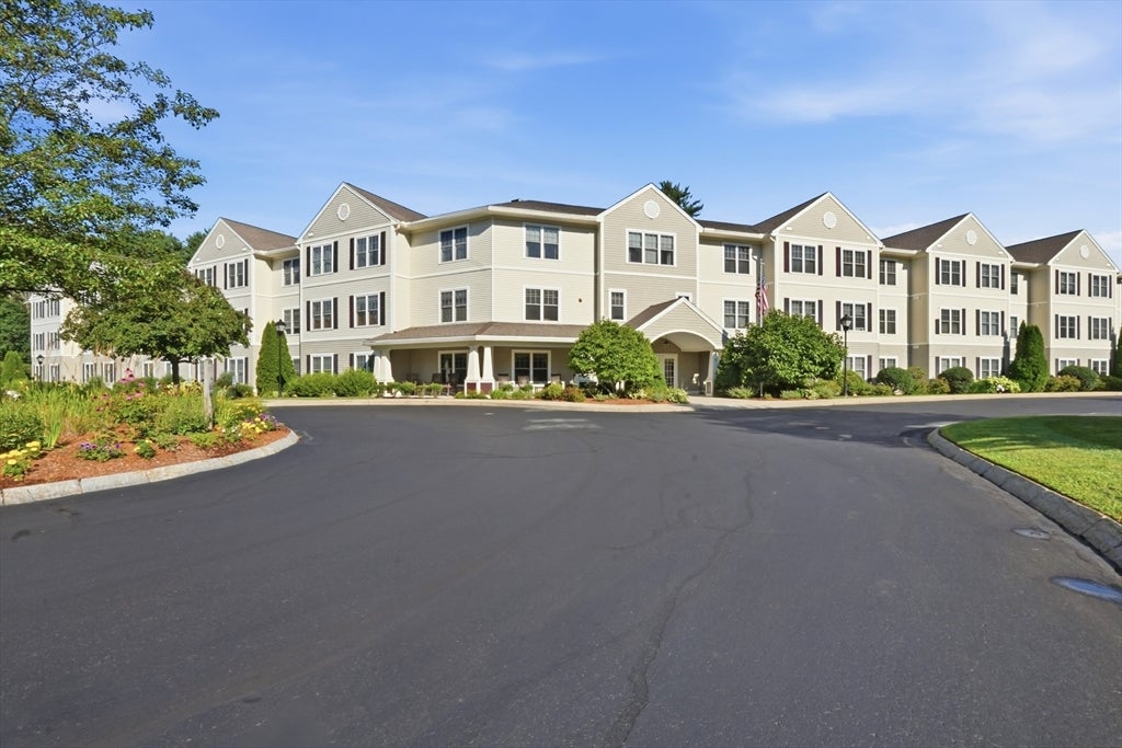 7 Crescent Way #306, Sturbridge, MA, 7 Crescent Way #306, Sturbridge, MA Photo #4