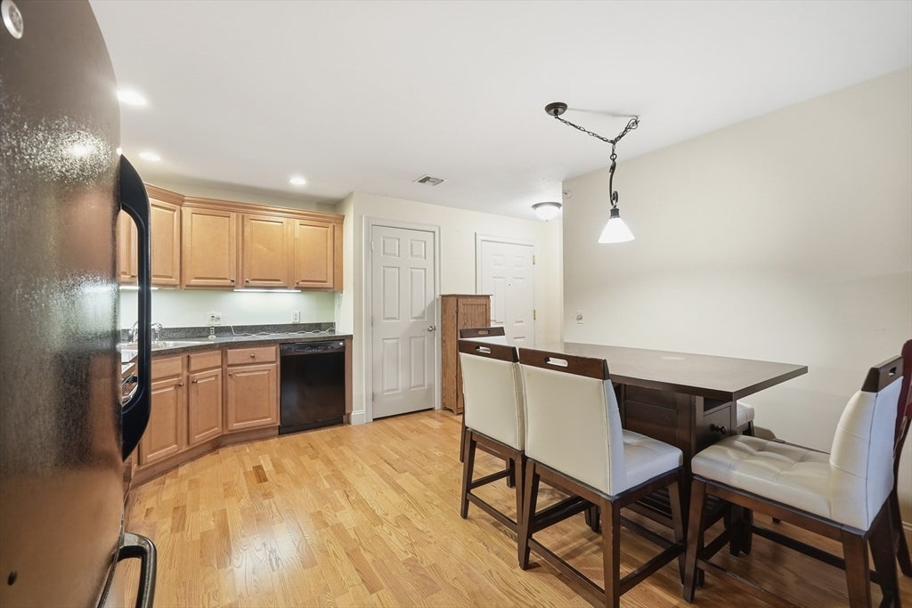 7 Crescent Way #306, Sturbridge, MA, 7 Crescent Way #306, Sturbridge, MA Photo #8