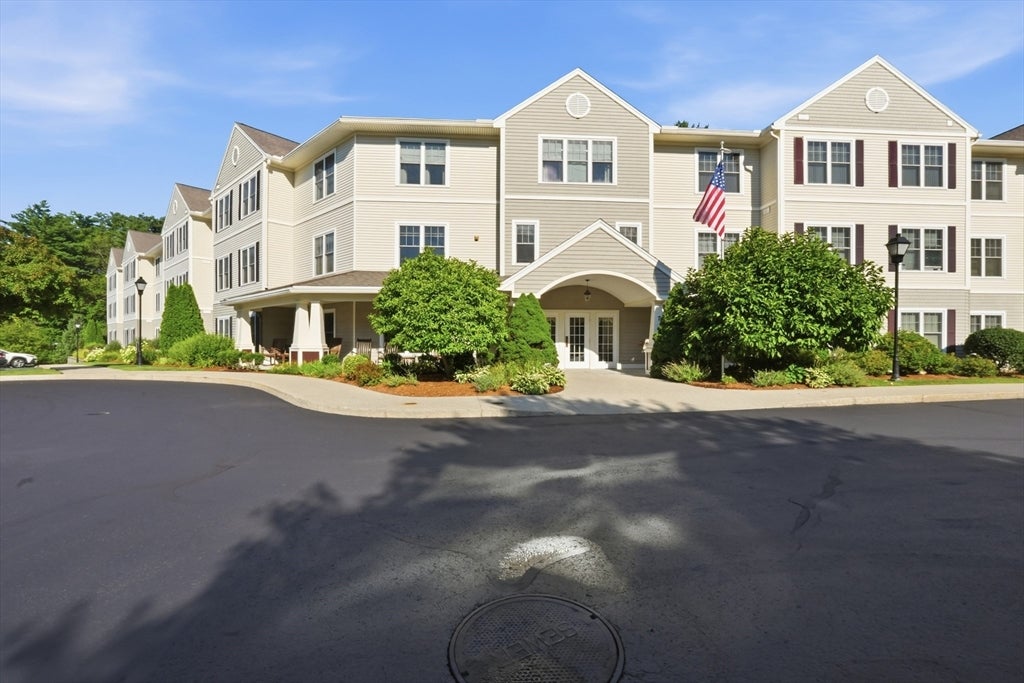 7 Crescent Way #306, Sturbridge, MA, 7 Crescent Way #306, Sturbridge, MA Photo #3