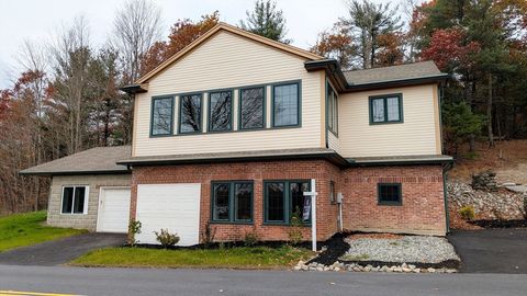 31 Cross St Boylston MA 01505