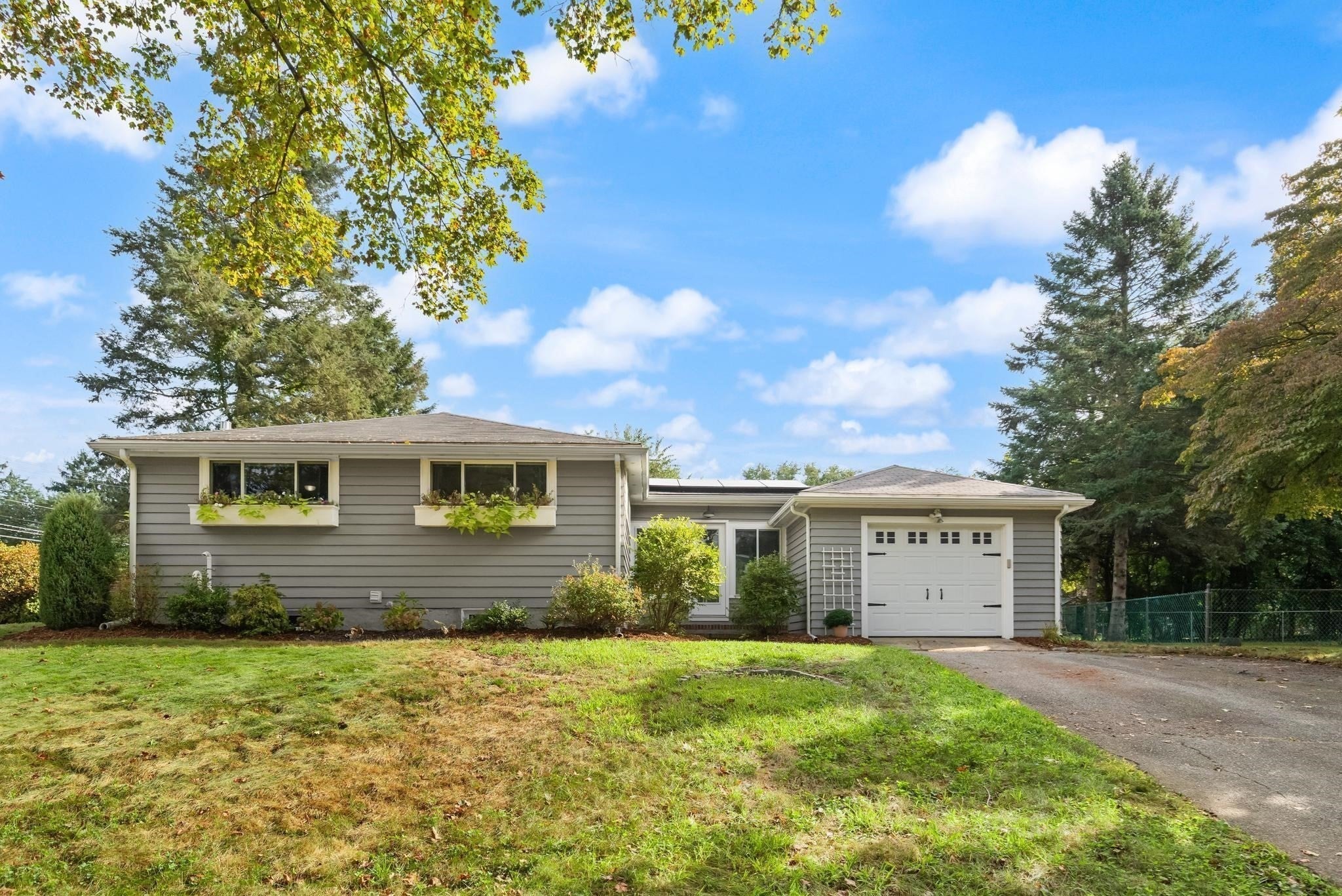 161 Dodge St, Beverly, MA Photo #25