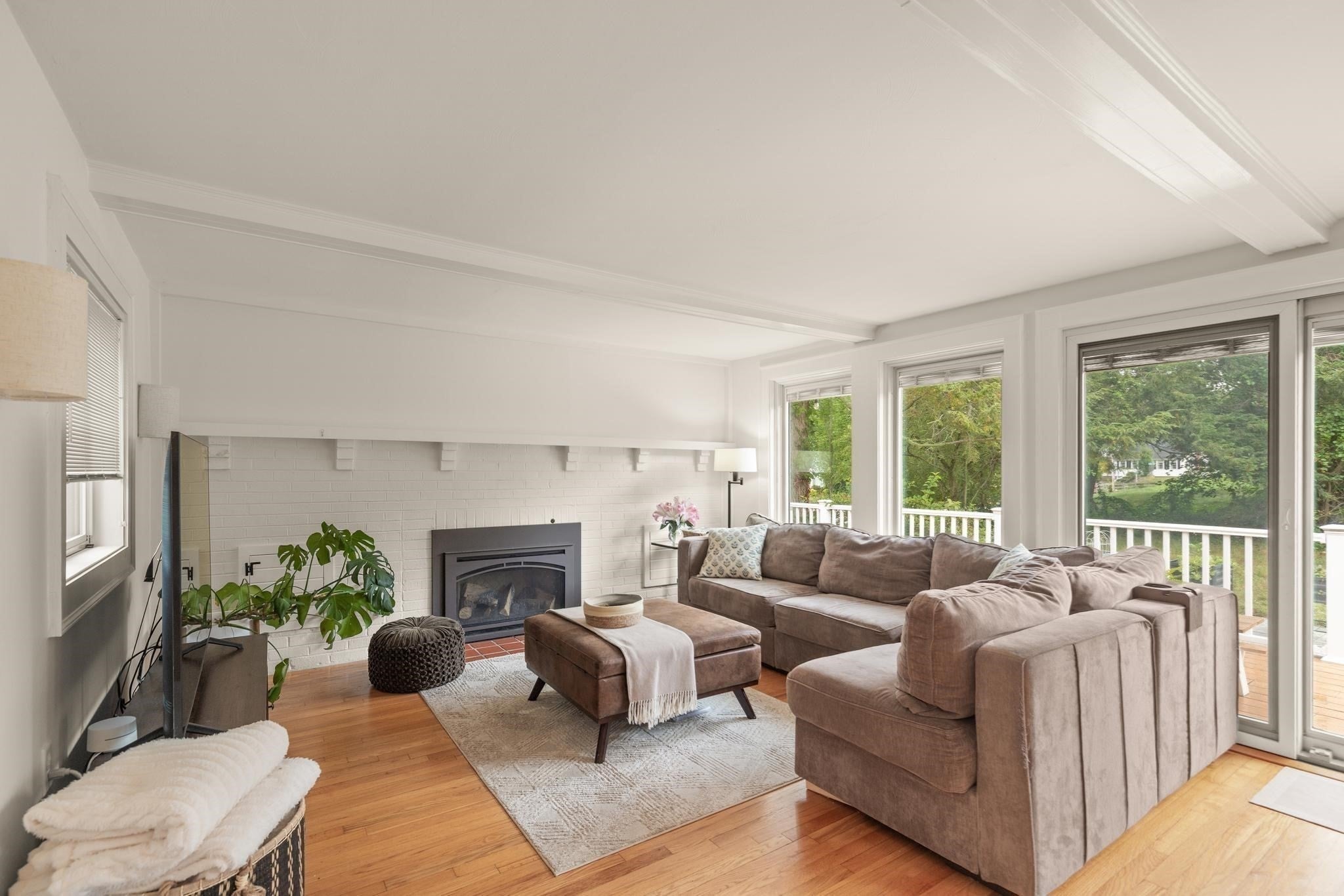 161 Dodge St, Beverly, MA Photo #2