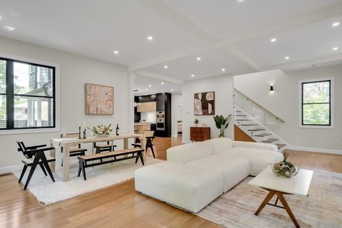 16 Summit St 16 Newton MA 02458