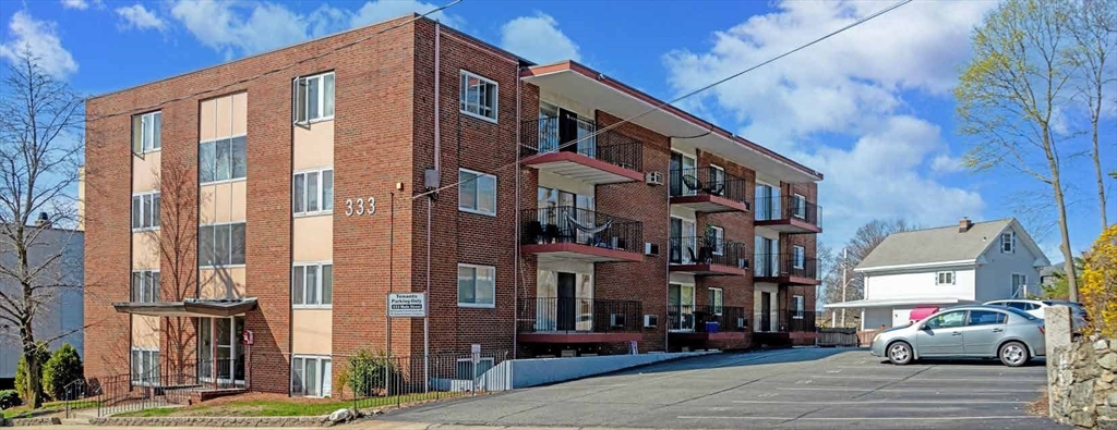 333 Main St