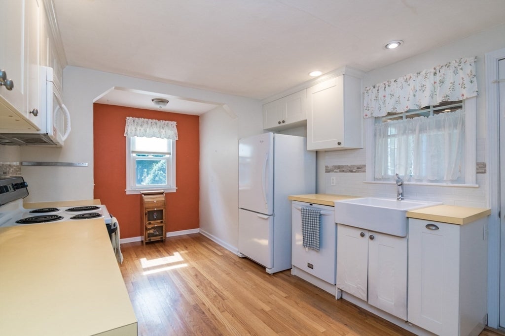 202 Jackson St, Northampton, MA Photo #11