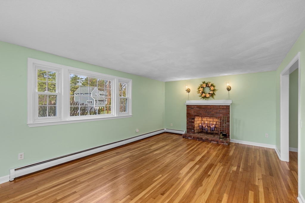 15 Massasoit Circle
