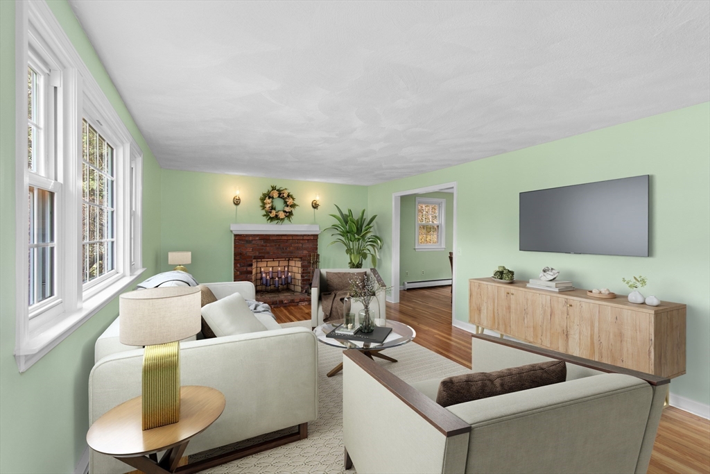 15 Massasoit Circle