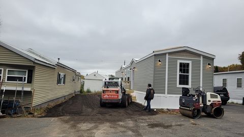 Photo of 286 Newbury St #110, Peabody, MA 01960 (MLS # 73448994) Photo of 286 Newbury St #110, Peabody, MA 01960 (MLS # 73448994)