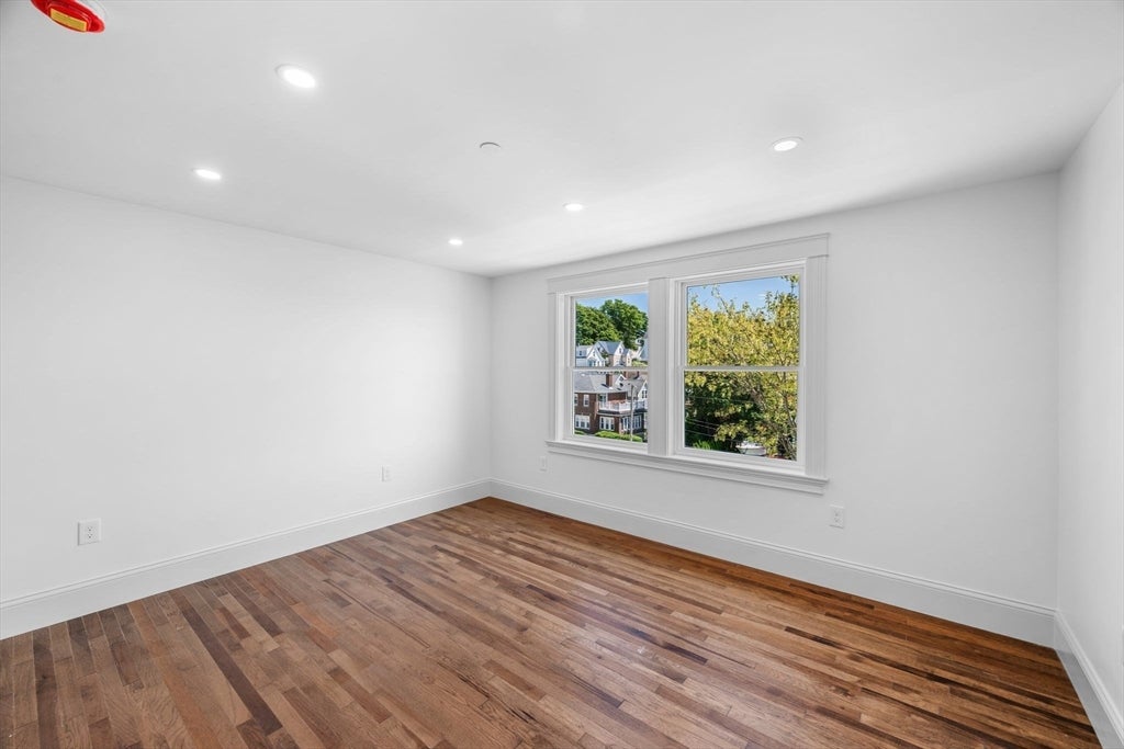58 Granite Street #4, Gloucester, MA Photo #37
