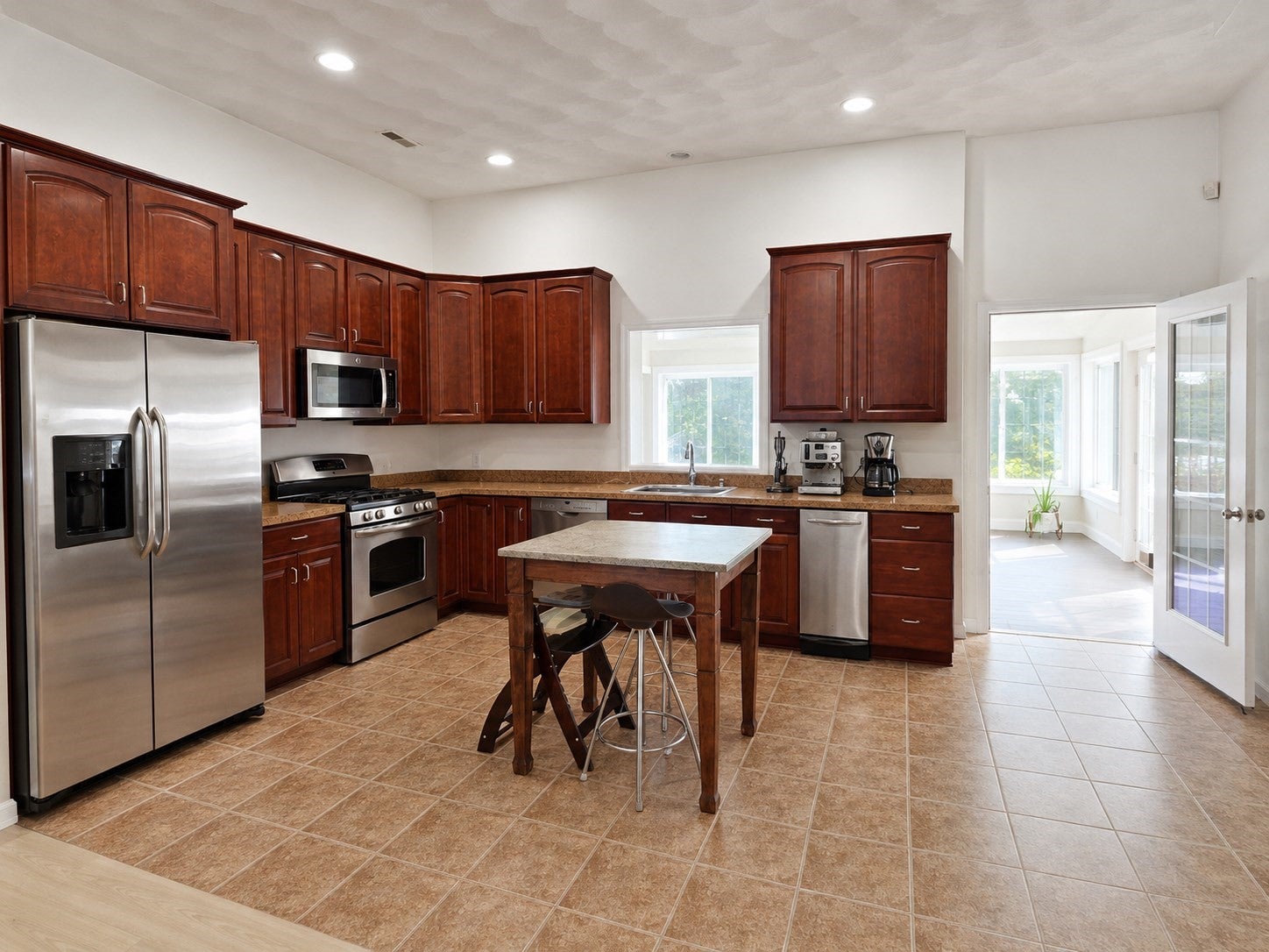 6 Fairlawn Ave House, Burlington, MA, 6 Fairlawn Ave House, Burlington, MA Photo #12