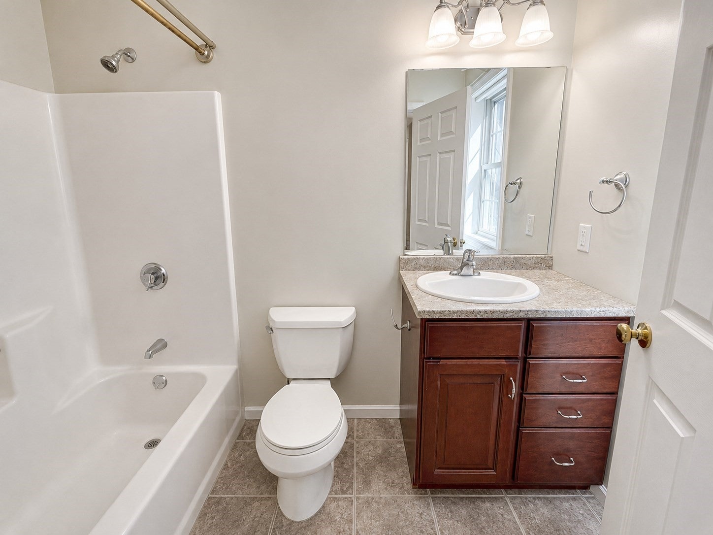 6 Fairlawn Ave House, Burlington, MA, 6 Fairlawn Ave House, Burlington, MA Photo #9