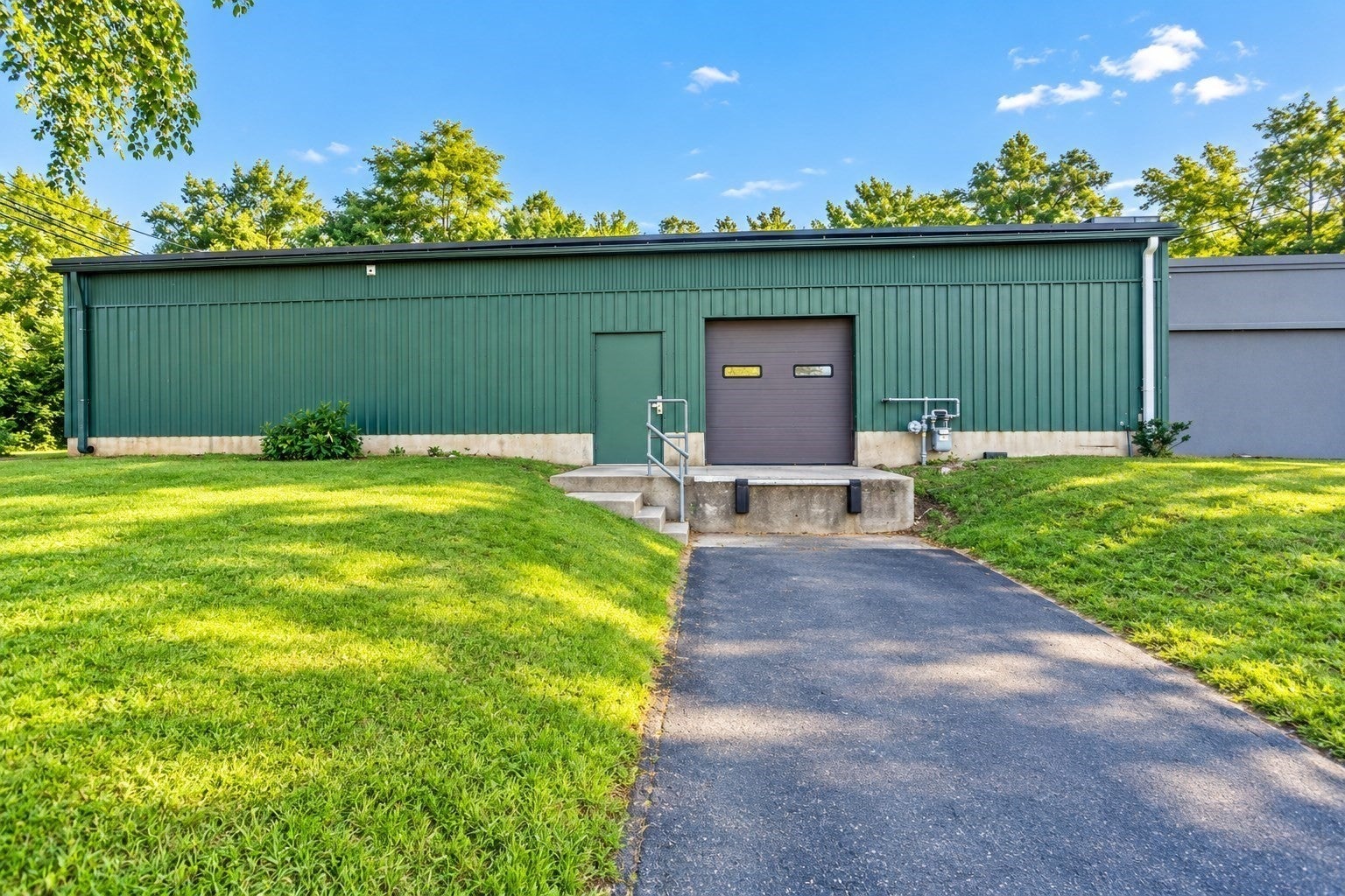 21 Mainline Dr